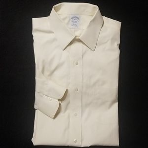 Brooks Brothers Dress Shirt Non-Iron 15-33